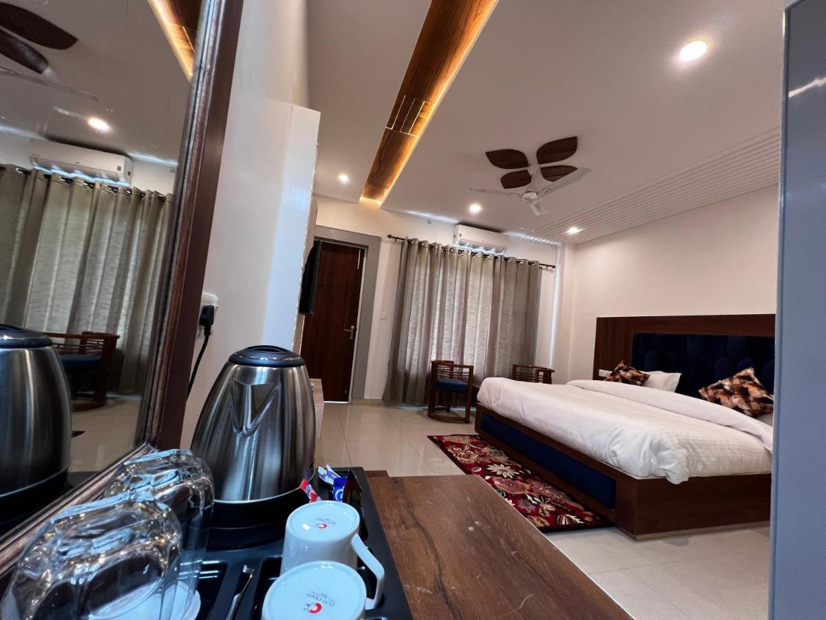 Hotel Himalayan Heritage Sarāhan Esterno foto